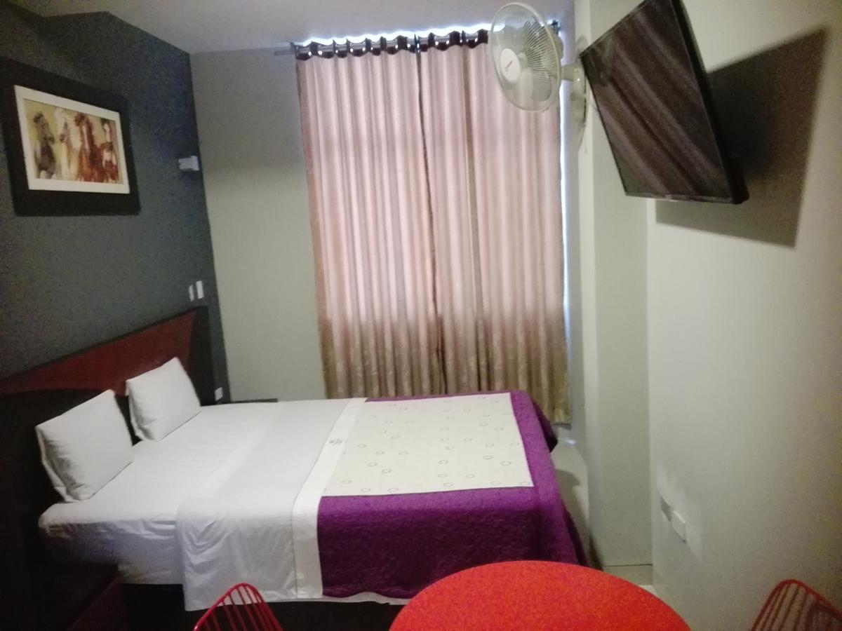 Hotel Vicente De La Vega Chiclayo Bagian luar foto