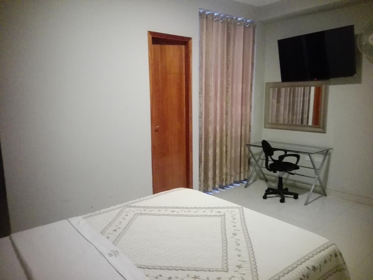 Hotel Vicente De La Vega Chiclayo Ruang foto