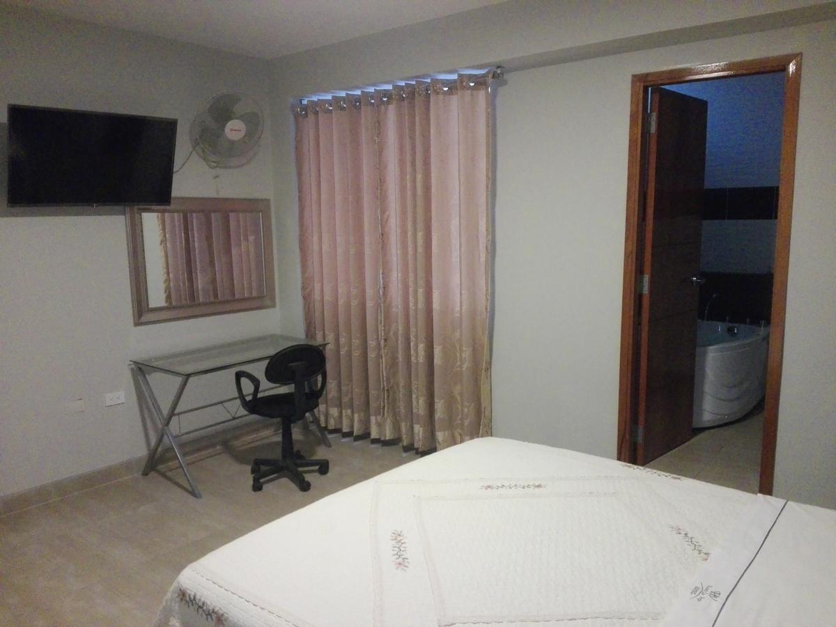 Hotel Vicente De La Vega Chiclayo Bagian luar foto