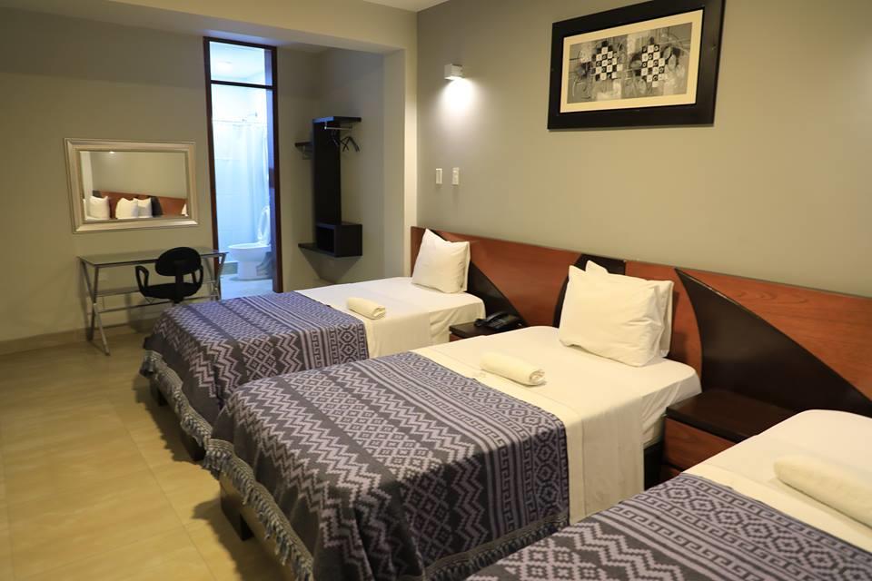 Hotel Vicente De La Vega Chiclayo Bagian luar foto