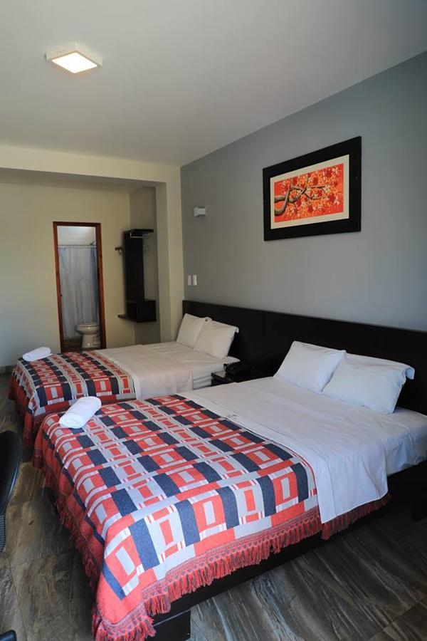 Hotel Vicente De La Vega Chiclayo Bagian luar foto