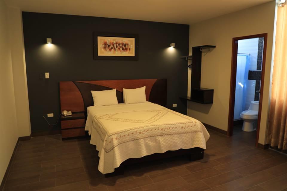 Hotel Vicente De La Vega Chiclayo Bagian luar foto